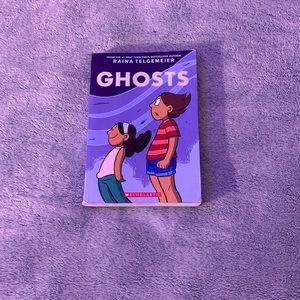 Raina telgemeier graphic novel ghost